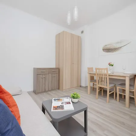Stylish & Comfortable In Center By Renters