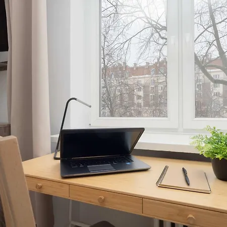 Stylish & Comfortable In Center By Renters شقة *