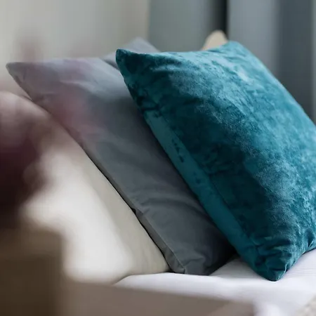 Stylish & Comfortable In Center By Renters وارسو